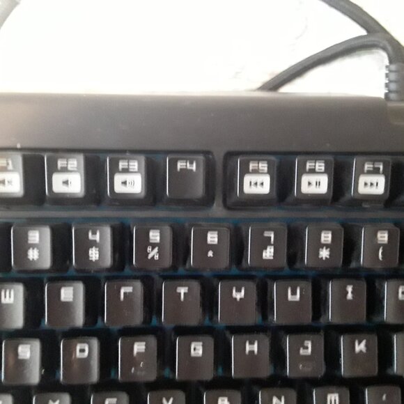 Razer BlackWidow Ultimate 2014 Gaming Keyboard RZ03-0038 - Picture 9 of 10